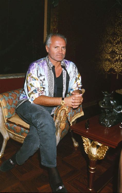 modello classico versace|gianni versace designer.